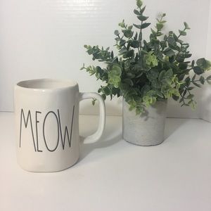 NEW 🎀 Rae Dunn “Meow” Coffee Mug